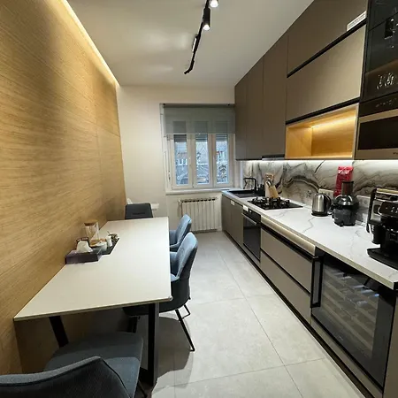 Family Boreas 的里雅斯特